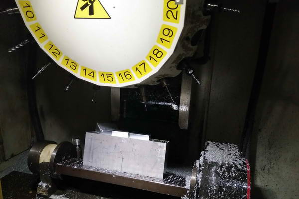 Industrial Uses and Benefits of the CNC Machining Services